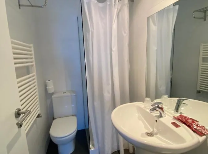 Konukevi La Pinilla 2*